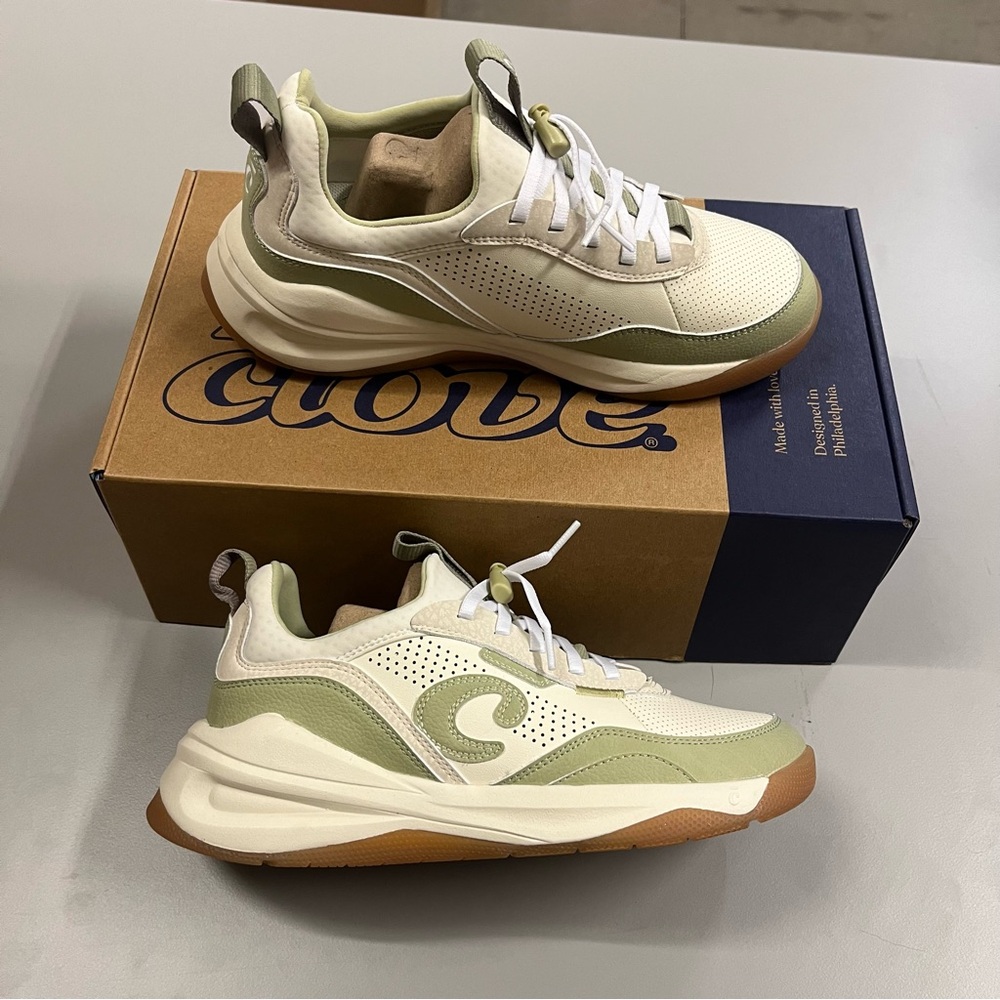 NIB Clove Strada Antique White And Sage Women's Sneakers - Picture 2 of 15